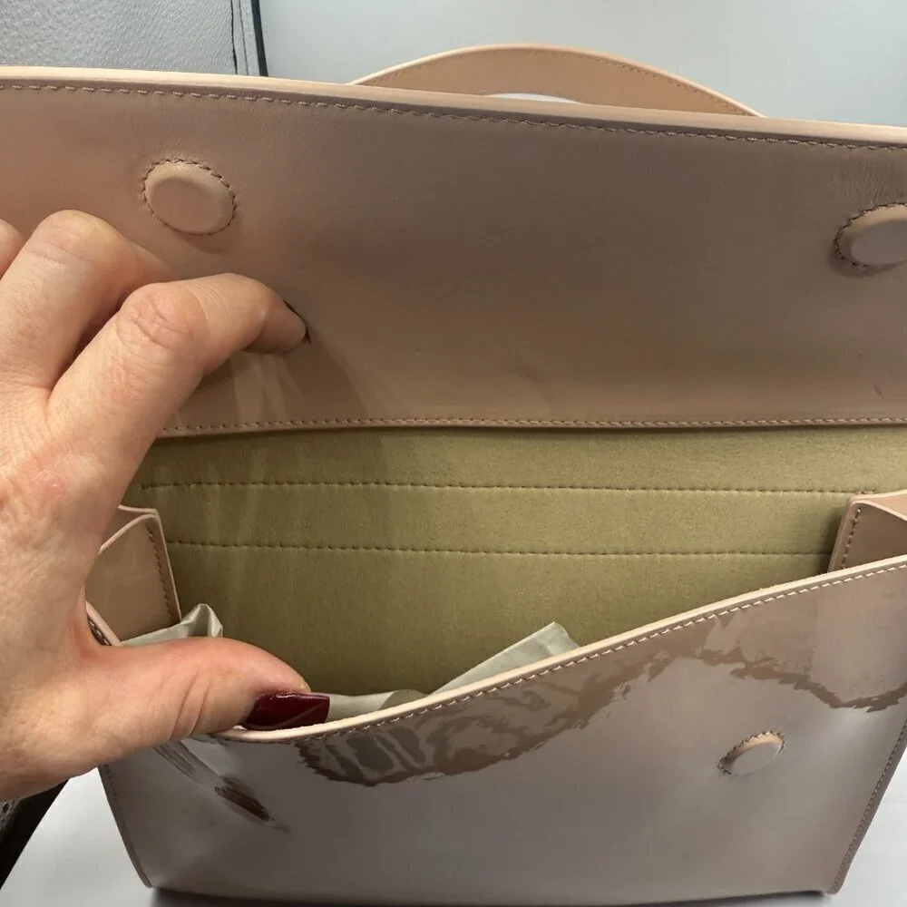 Orlandi Valentino Beige Patent Leather Crossbody Bag New With Tags - Picture 8 of 12